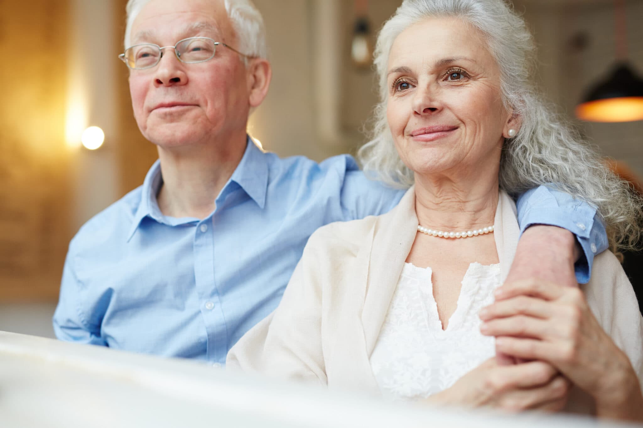Le trou maculaire concerne souvent les seniors
